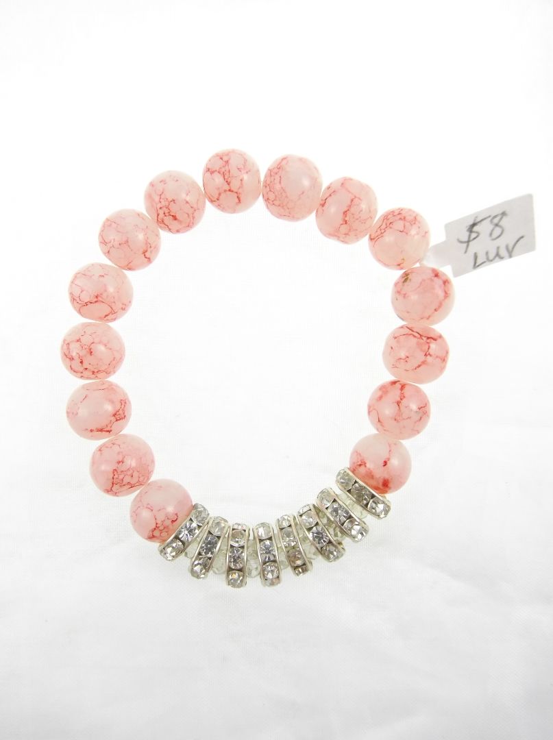 Red  Glass stretch bracelet