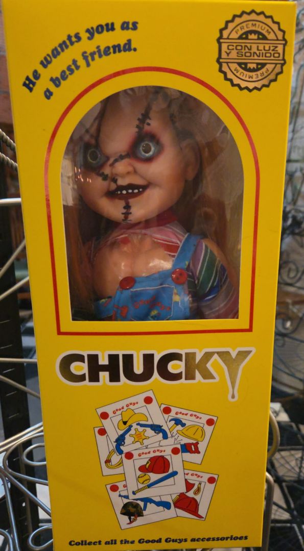 Talking Chucky Doll w Muscles