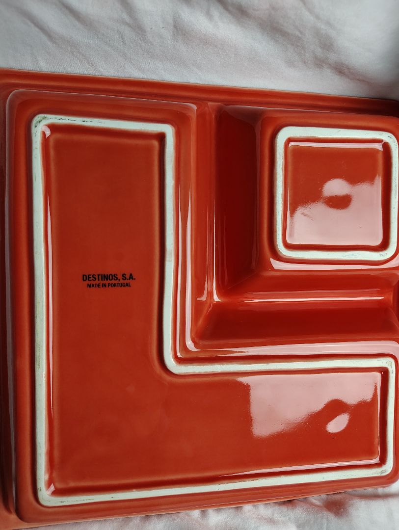 Red Destinis S.A. Square Serving Dish, 12x12