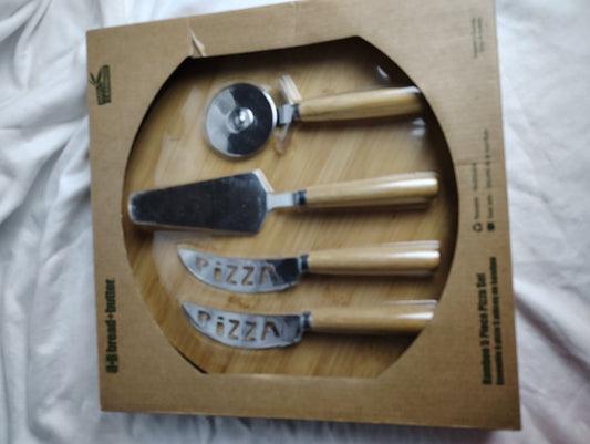 natural Bread + Butter bamboo pizza kit, 12x12