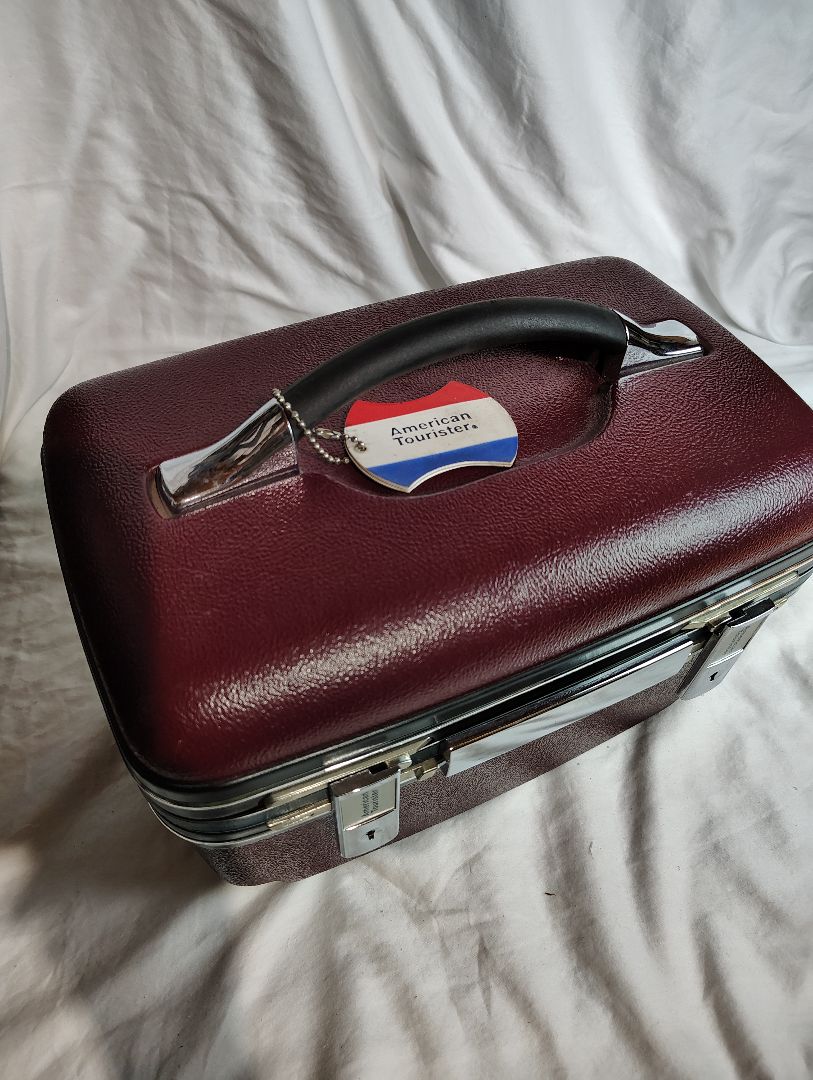 RED American Tourister Train Case