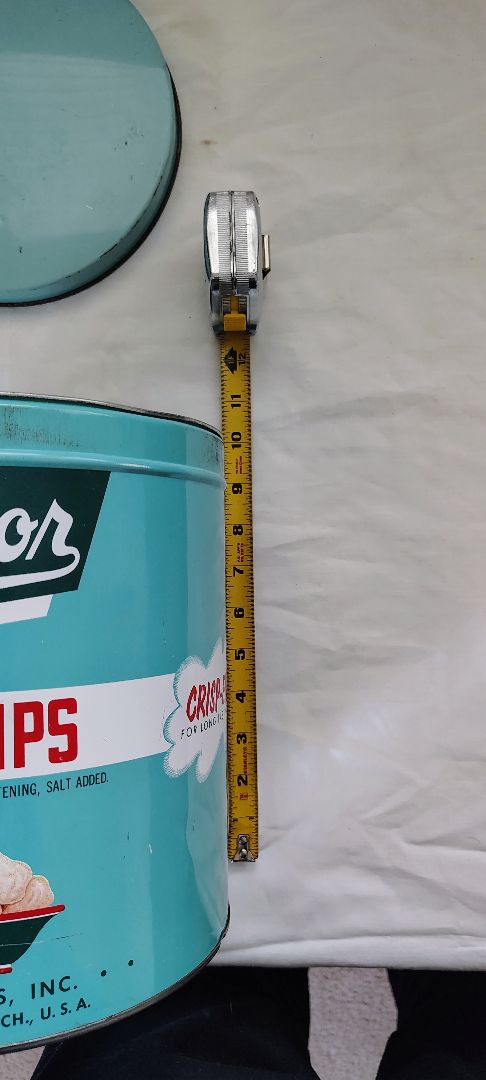 Green  Superior Potato Chip Can, in pics