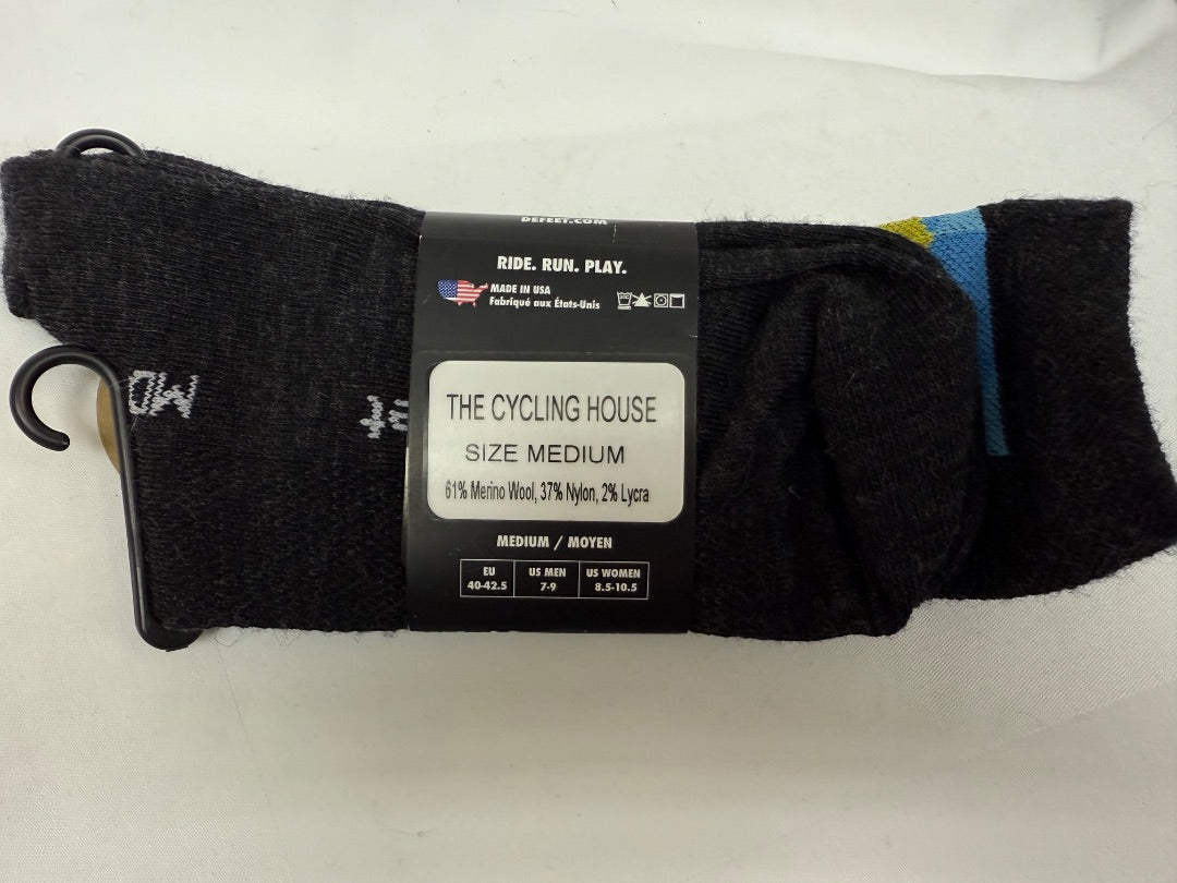 Black with Pattern DeFeet Socks, Medium