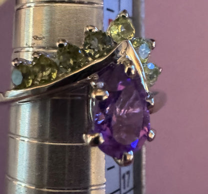 Amethyst Peridot ring 5 1/2