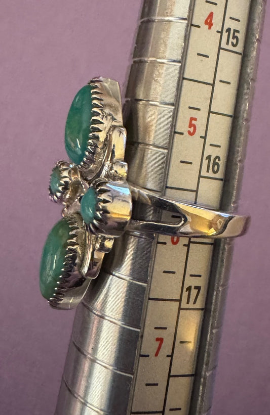 Green stone multi design ring 5 3/4