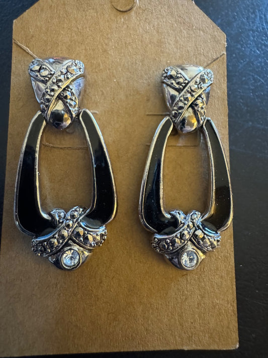 Avon black/silver door knocker stud earrings