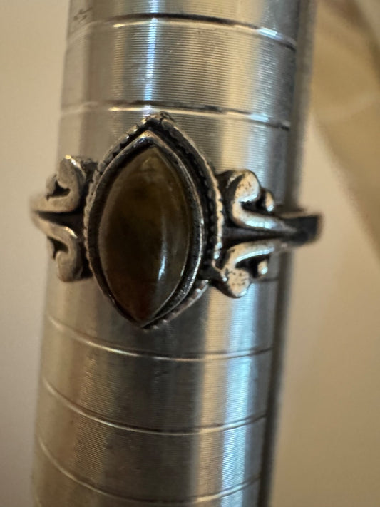 Silvertone brown stone ring 9  3/4