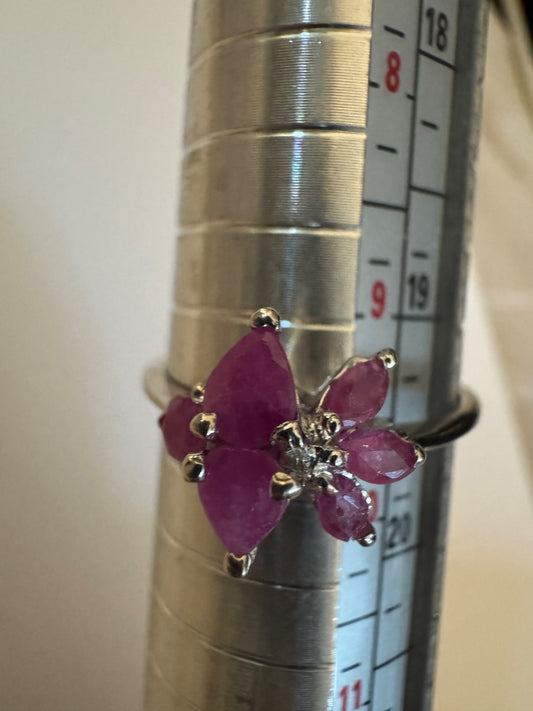 Ruby multi stone ring 9 1/2