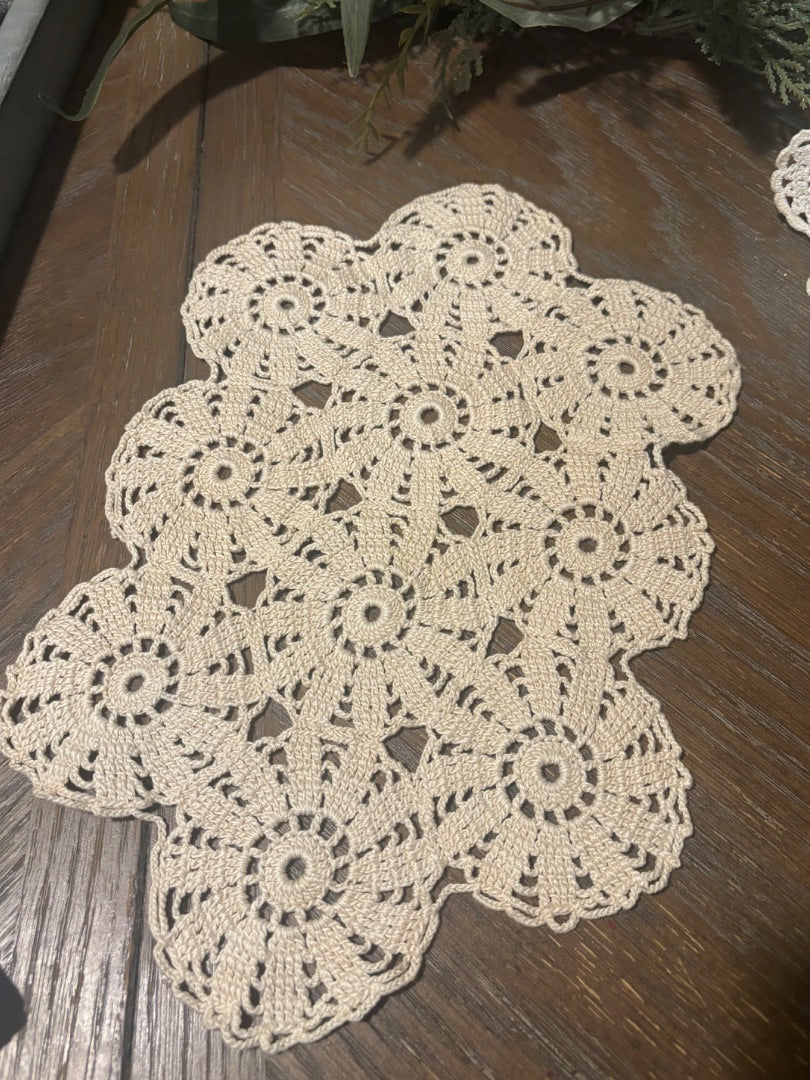 Large Doily 12” - 14”