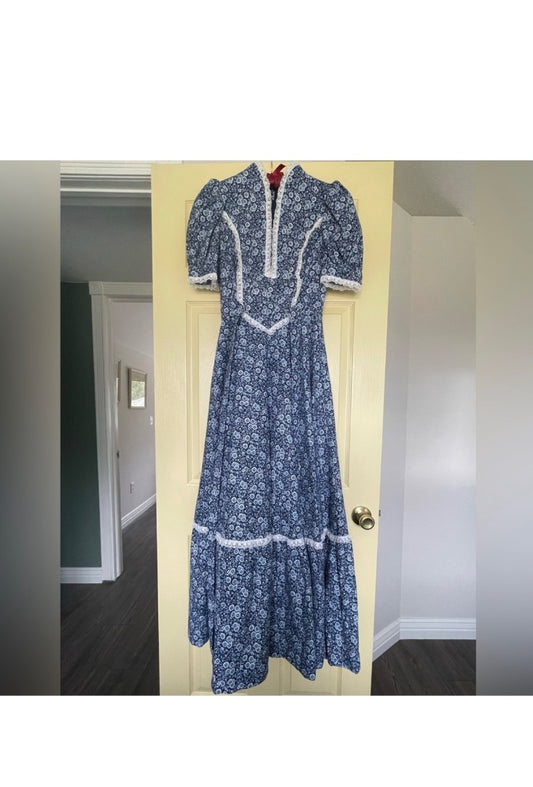 Vintage 70s prairie maxi dress and matching purse, size S/M