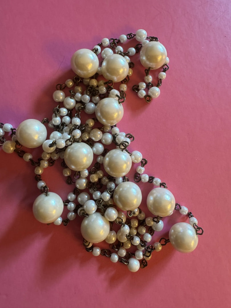 Faux pearl & chain long necklace