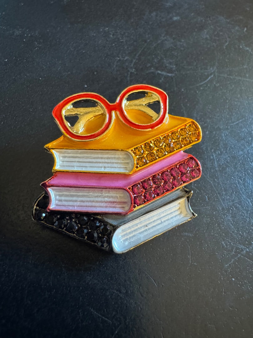 Books Glasses brooch