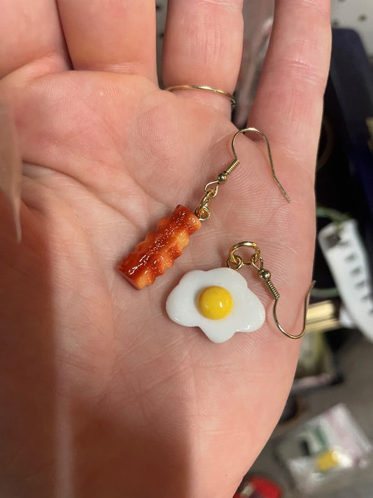 Novelty earrings