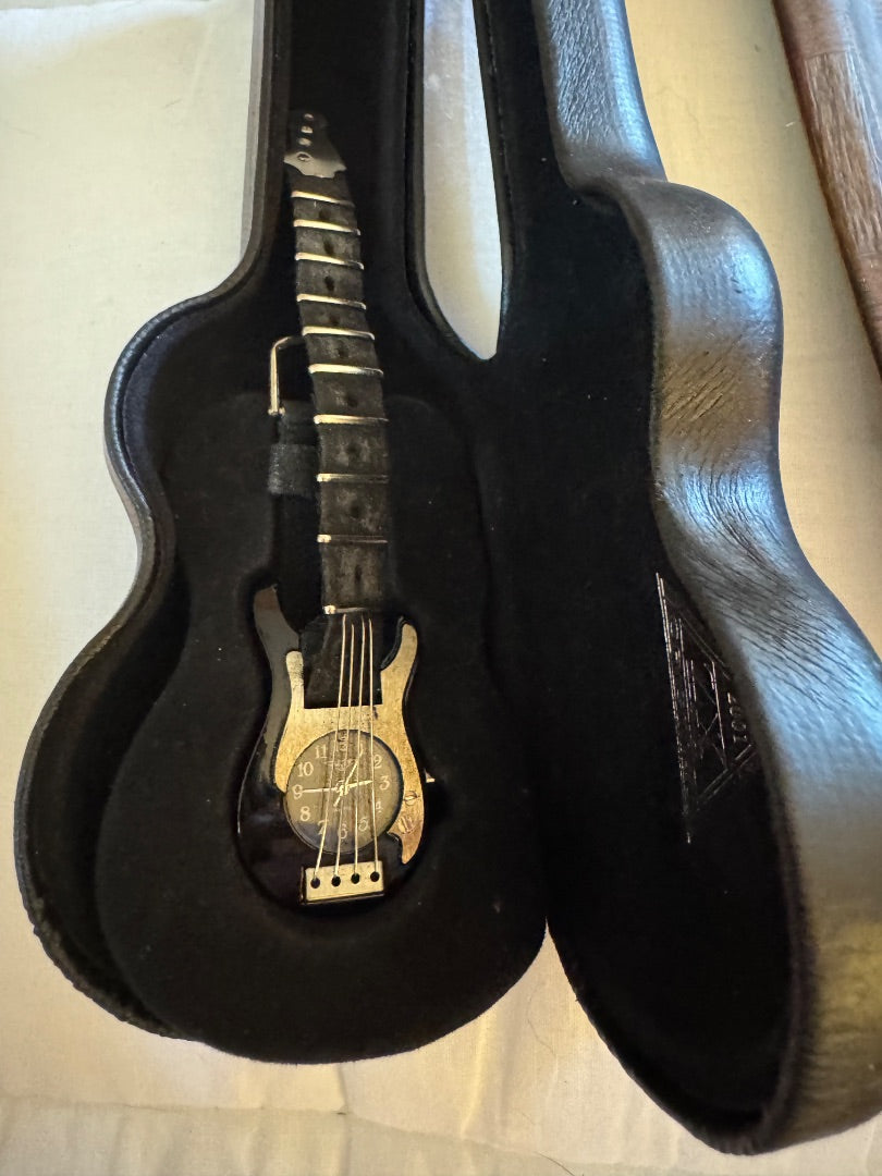 Untested Guitar Watch & case 2001 ZX original
