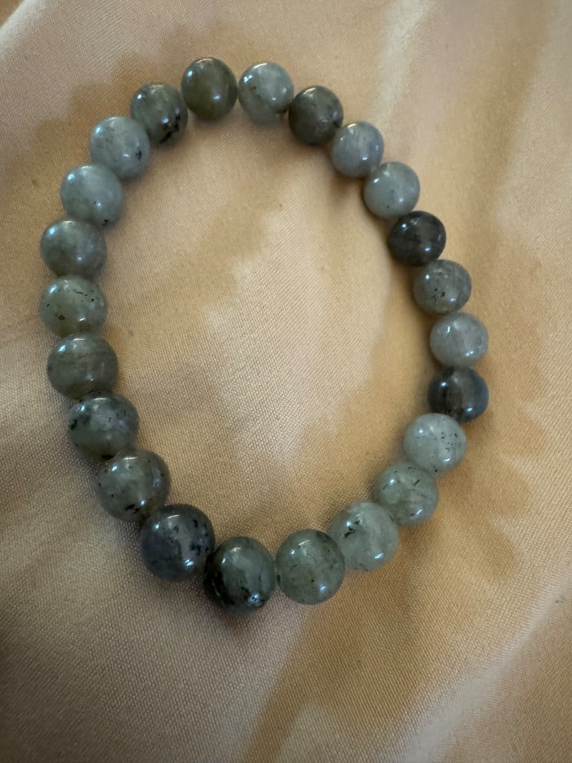 Labradorite? stretchy bracelet