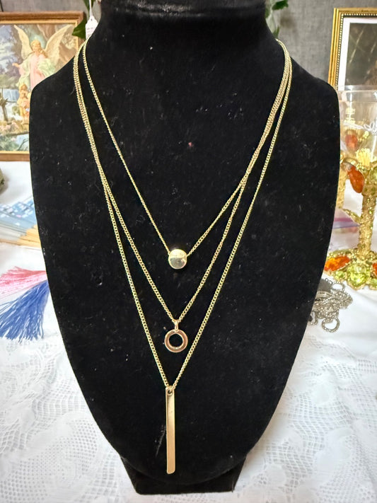 Gold tone  Necklace