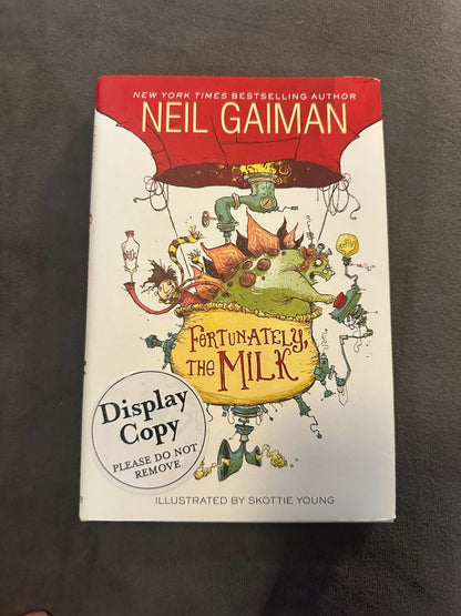 Hardcover Fortunately The Milk - Neil Geiman, 8 x 4 x 1