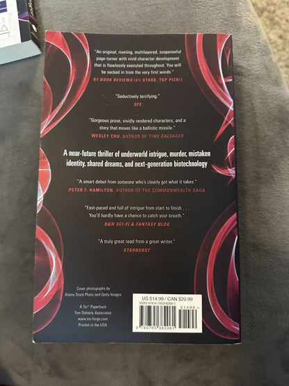 Paperback False Hearts, 8 x 4 x 1