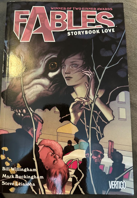 Paperback Fables Vol 3, 12 x 8 x 1