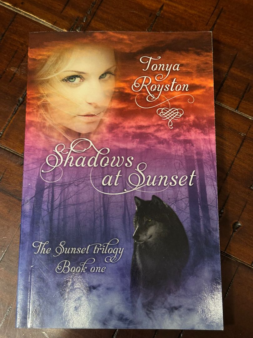 Paperback Shadows at Sunset - Book 1, 8 x 5 x 1