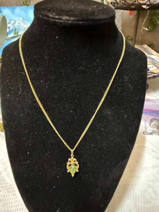 Jade  Vintage faux jade necklace