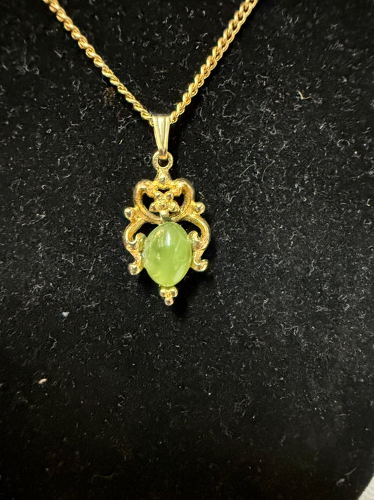 Jade  Vintage faux jade necklace