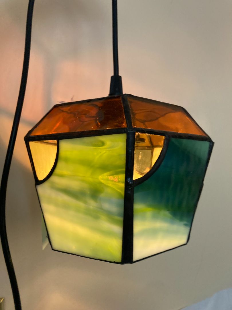 green  stained glass hanging pendant lamp