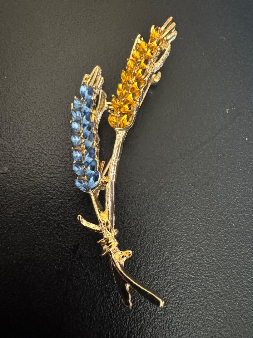 Wheat blue and yellow brooch