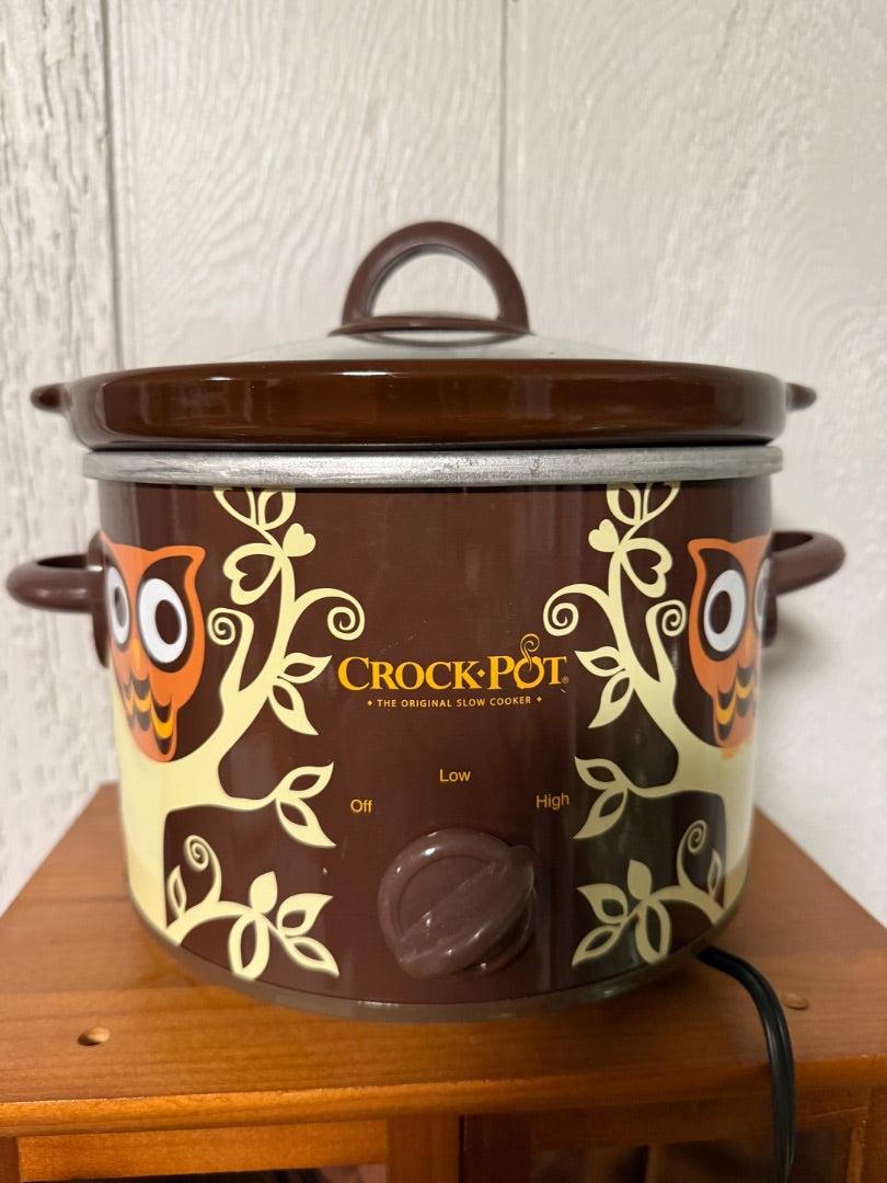 Brown Crock Pot Owl Crockpot, 2.5 quart
