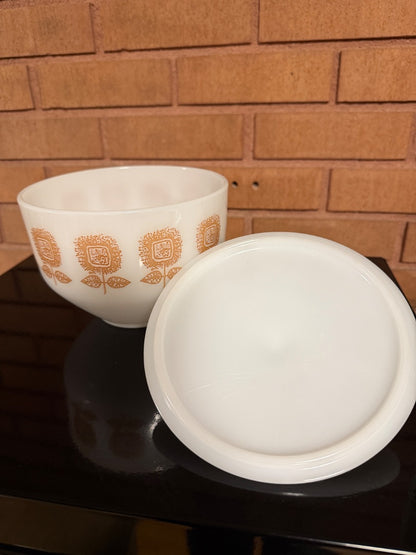 White with brown Federal Glass Federal Glass Sunflower 1.5 Quart Covered Dish, 1.5 quart