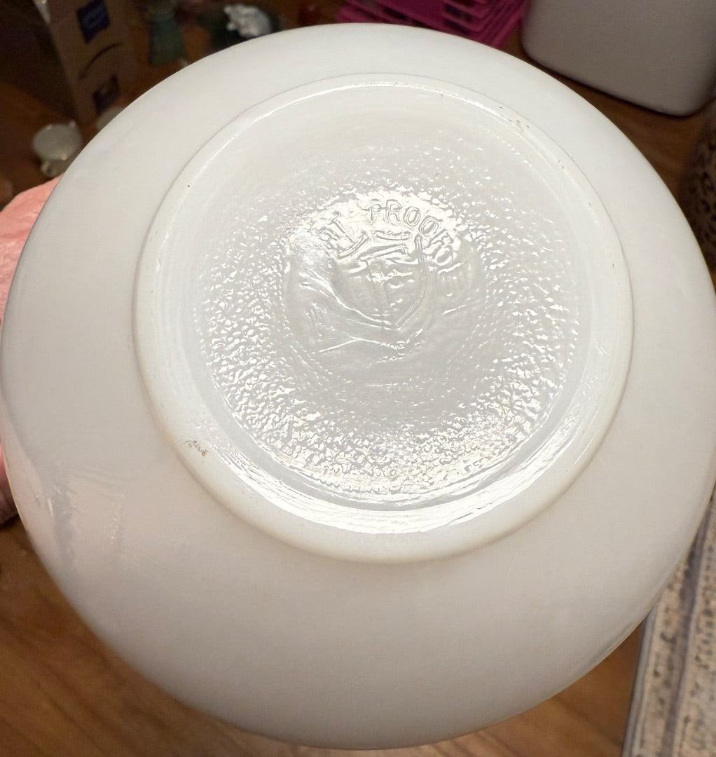 White with brown Federal Glass Federal Glass Sunflower 1.5 Quart Covered Dish, 1.5 quart