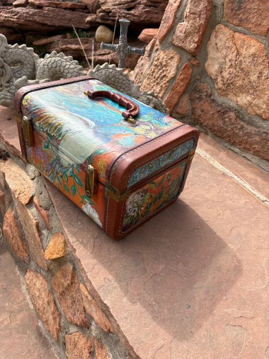 Multi  Vintage train case, 12.3 w x 8 deep x 7 tall