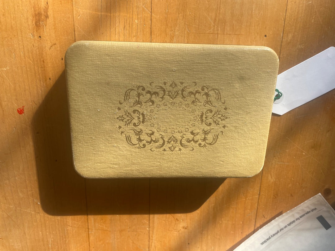 Vintage jewelry box