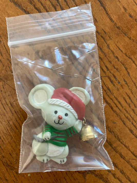 Hallmark pin mouse