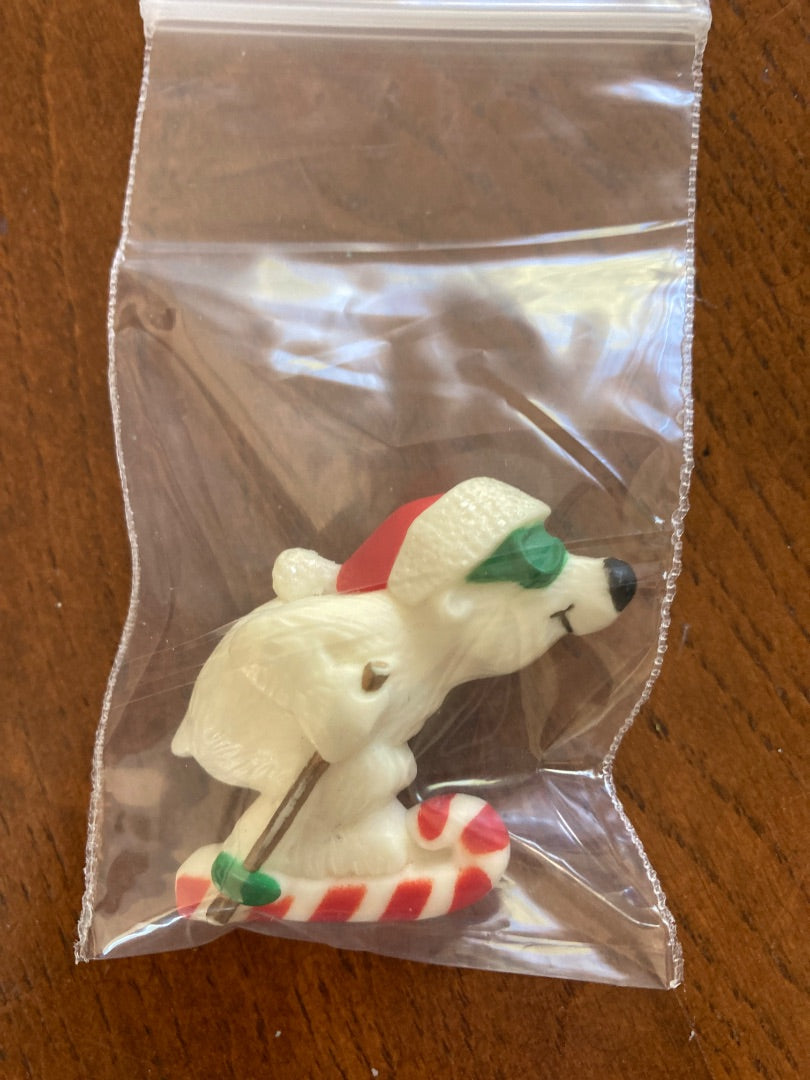 Hallmark pin Polar Bear ski