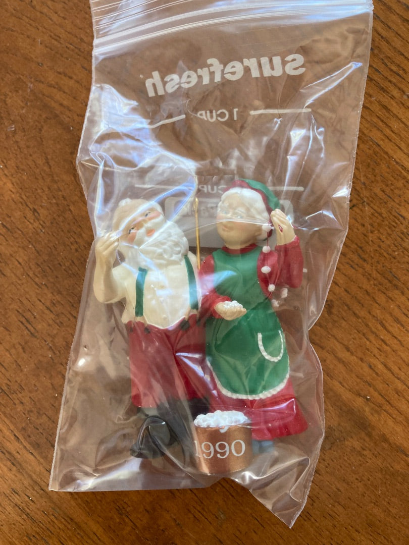 Hallmark Mr & Mrs Claus