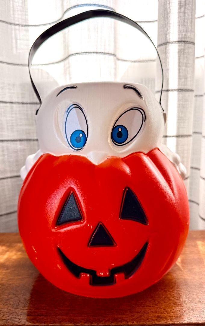 Vintage Casper Candy Bucket