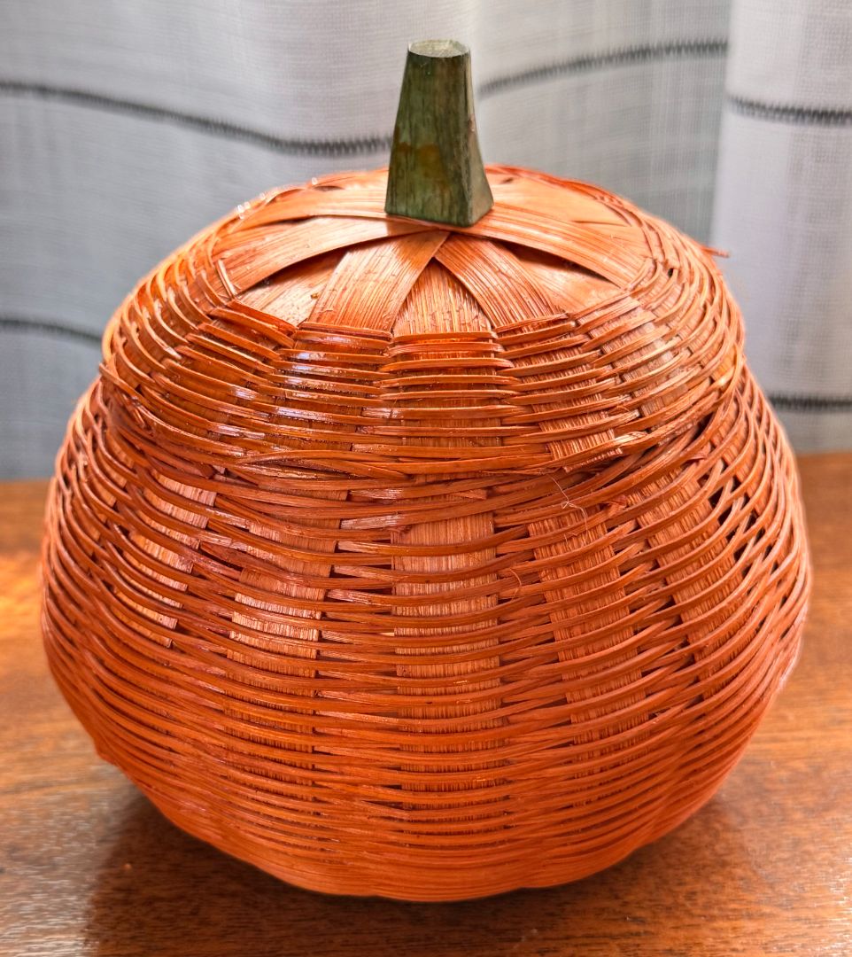 Vintage Wicker Pumpking Basket