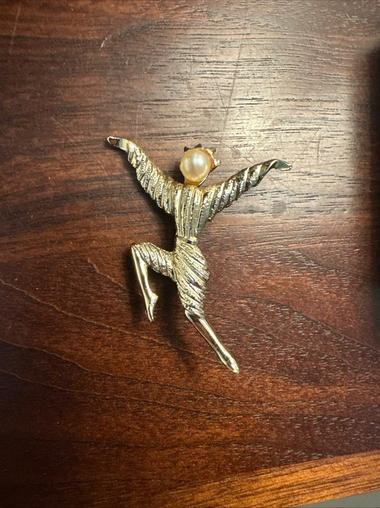 Brooch