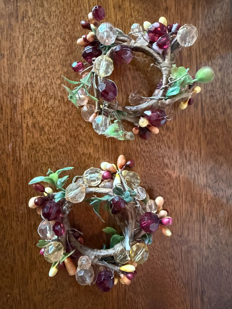 Small Bead Wreaths