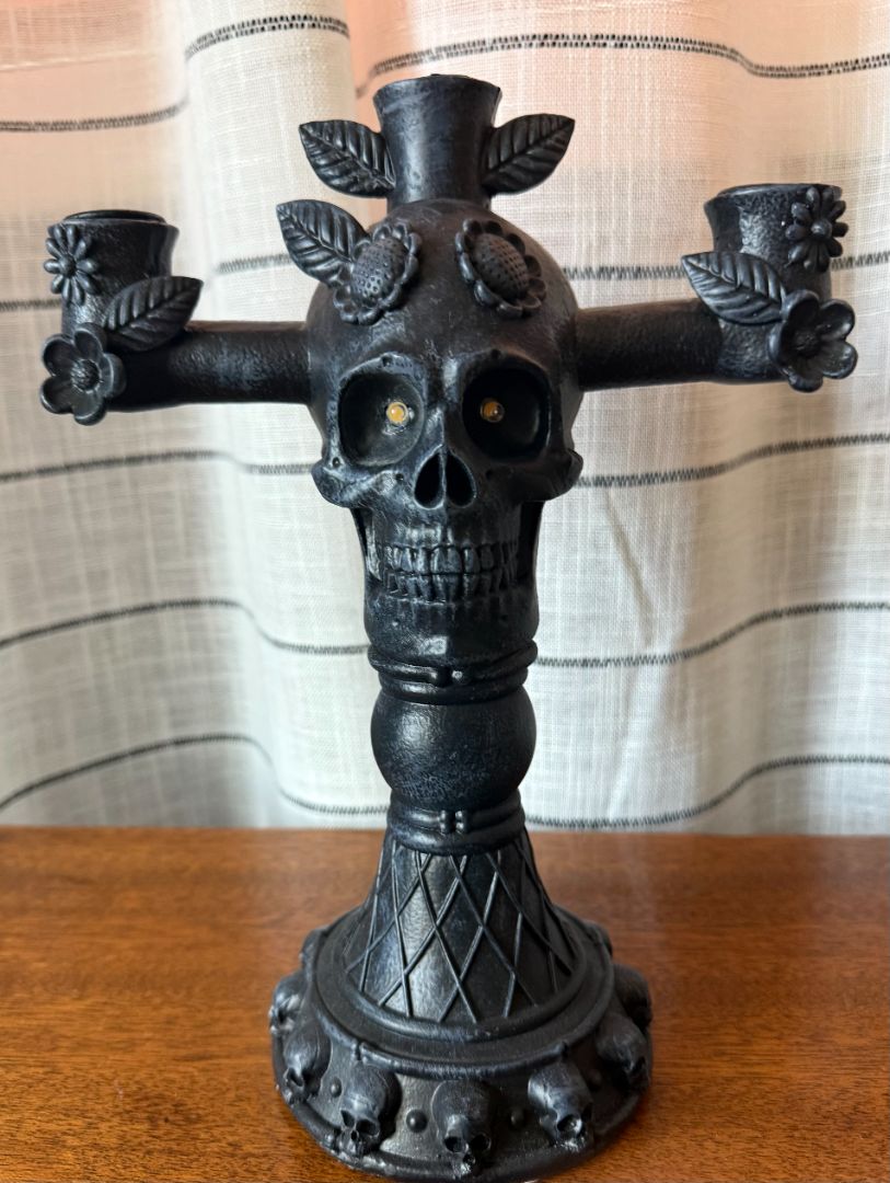 Skull Candle Holder