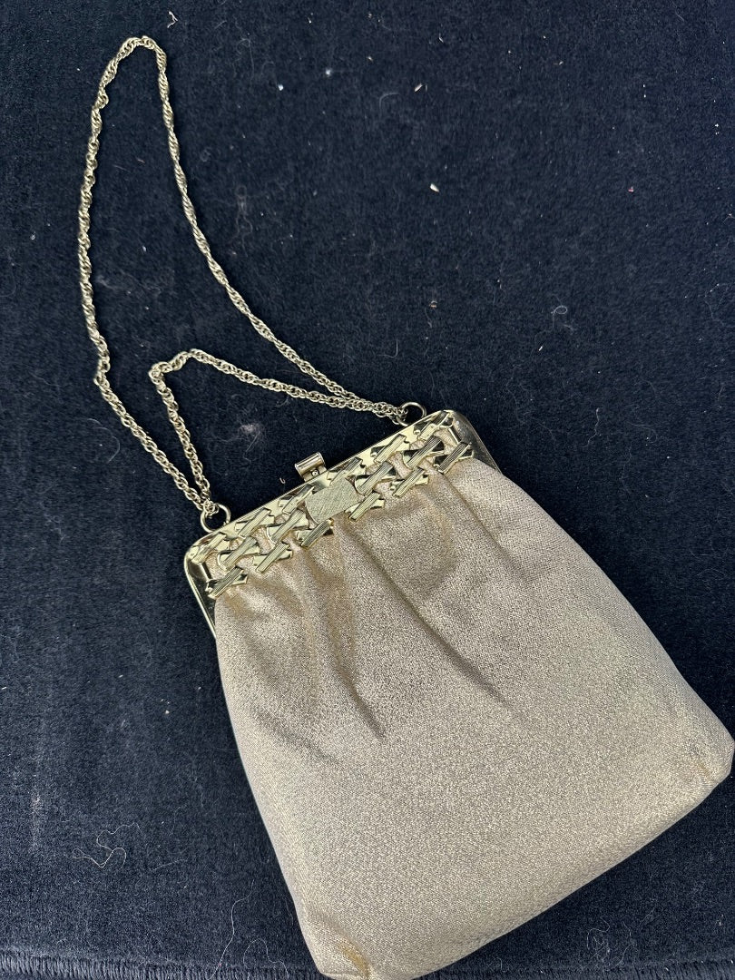 Gold vintage purse 6 X 4