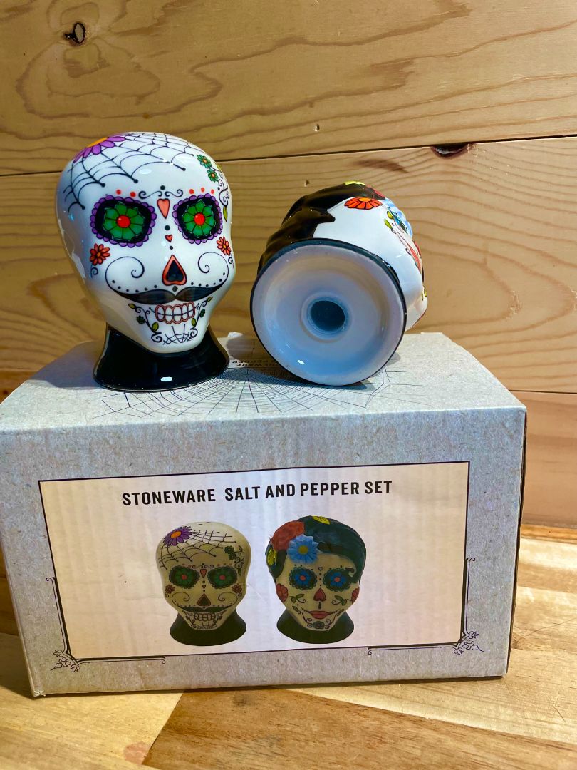 Salt & Pepper Shaker