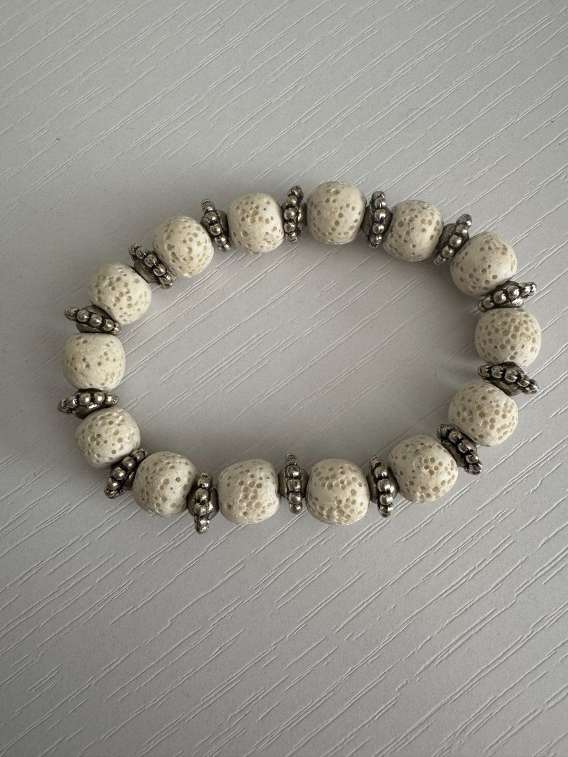 White and silver  Stretch Bracelet - Beads