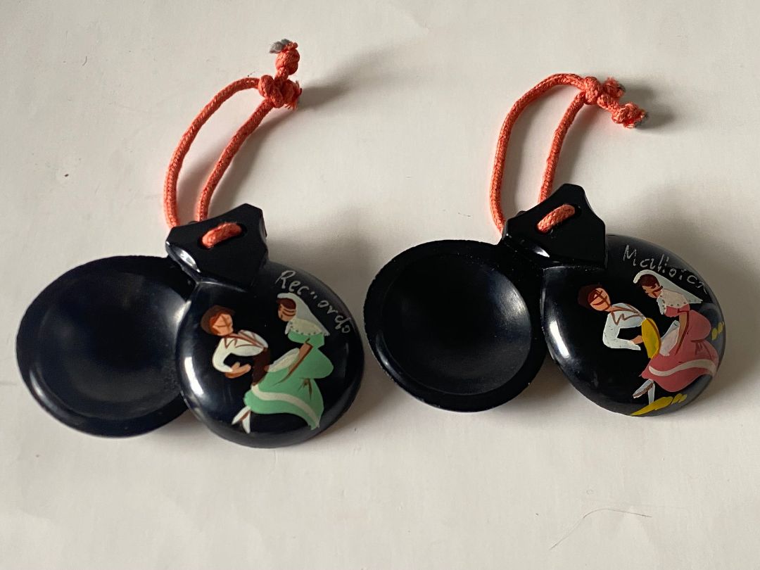 Vtg Wooden Castanets (2pcs)