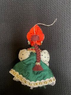 Vtg Russian Doll Grn
