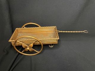 Vtg Wagon Planter/Stand