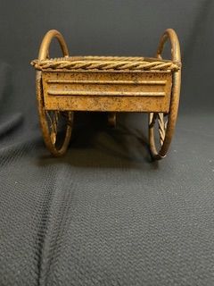 Vtg Wagon Planter/Stand