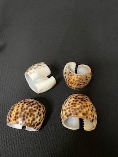 FOUR (4) Vtg Shell Napkin Rings