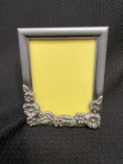 Vtg Sm Pewter Frame